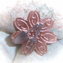 Gardeners brooch in sterling silver and copper