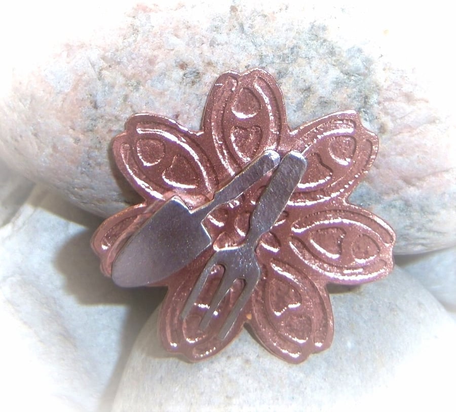 Flower and garden tools brooch in sterling silver and copper