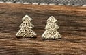 Stud earrings 