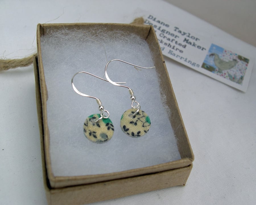  925 Sterling Silver Hardened Ditsy Green Fabric Disc Earrings