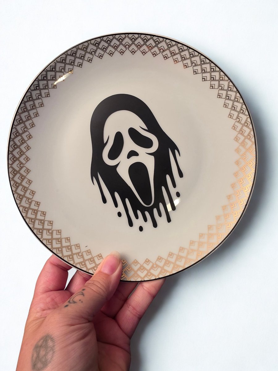 Ghost Face Decorative Plate ,Horror Home Decor,  Gothic Halloween Plate 