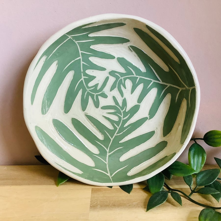 Handmade stoneware sgraffito fern leaf dessert bowl