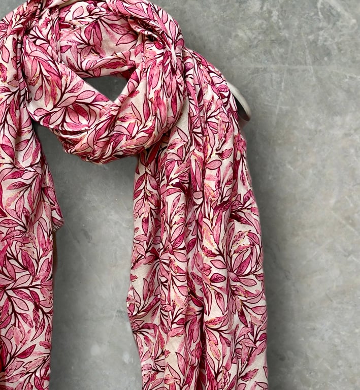 Chic Sketched Small Leaves Pink Scarf with Gold Flakes,Great Gifts for Women