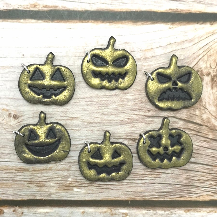 Black Gold Pumpkin Charms - 6