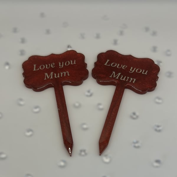 Perfectly Imperfect Resin Plant Labels - "Love you Mum" Deep Red
