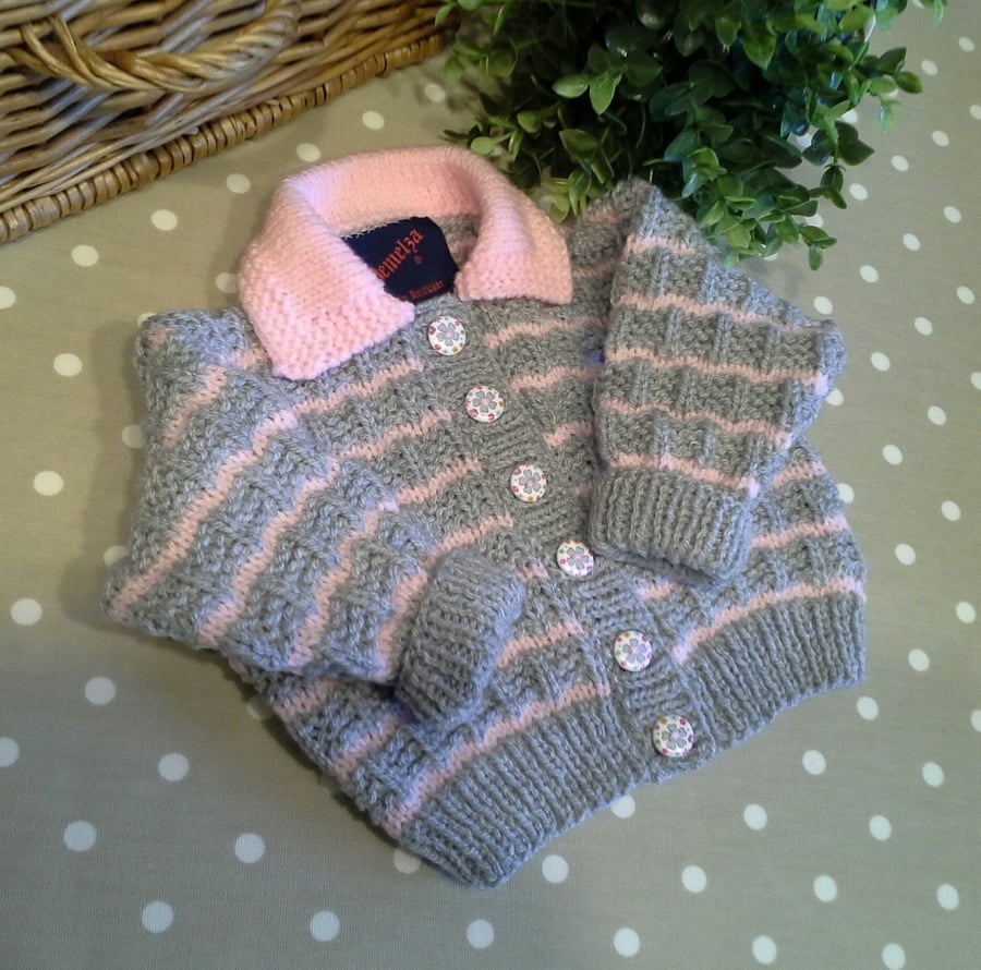Baby Girl's Cosy Cardigan 3-9  months size