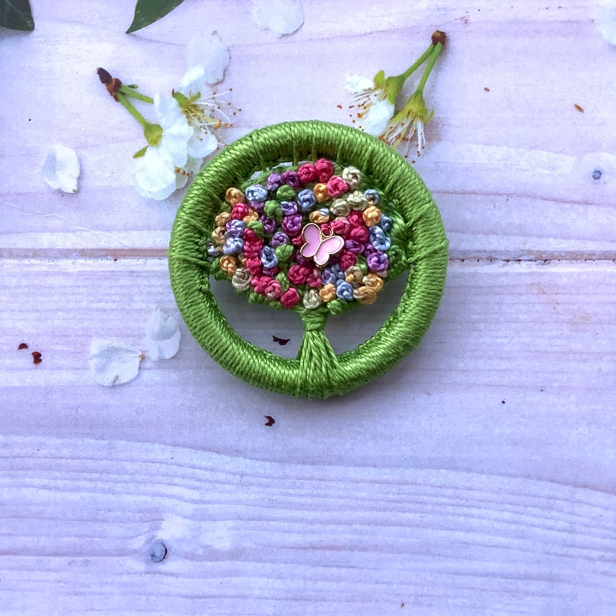 Large Dorset Button Rainbow Flower Posy Brooch