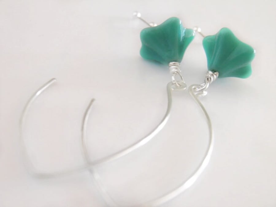 Sterling Silver Turquoise Flower Earrings 