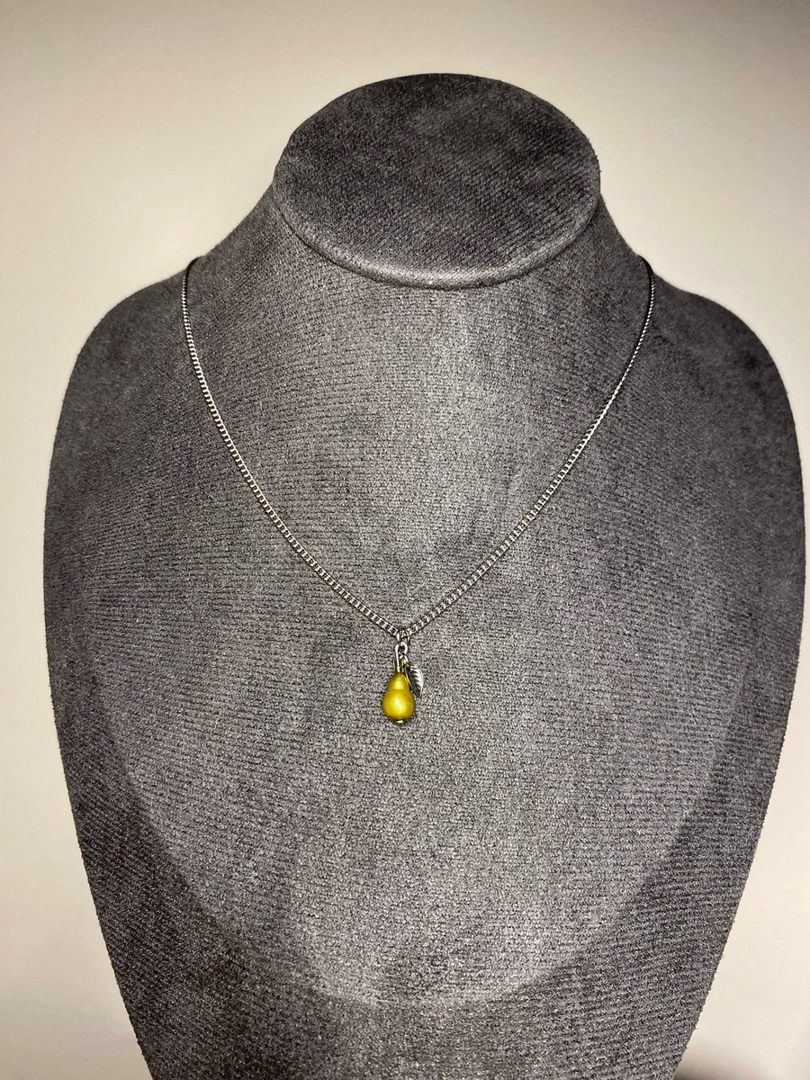 Polly - Dainty Pear Necklace 