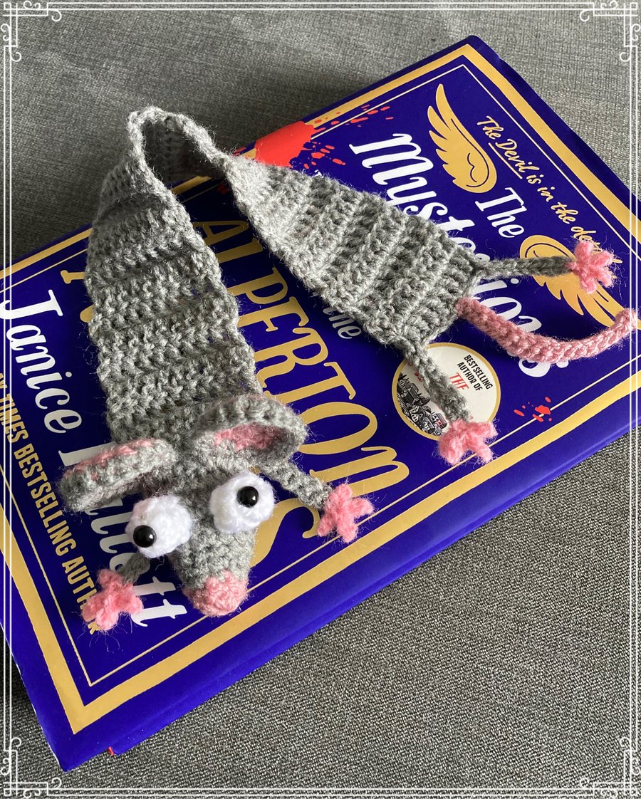 Squished mouse bookmark 