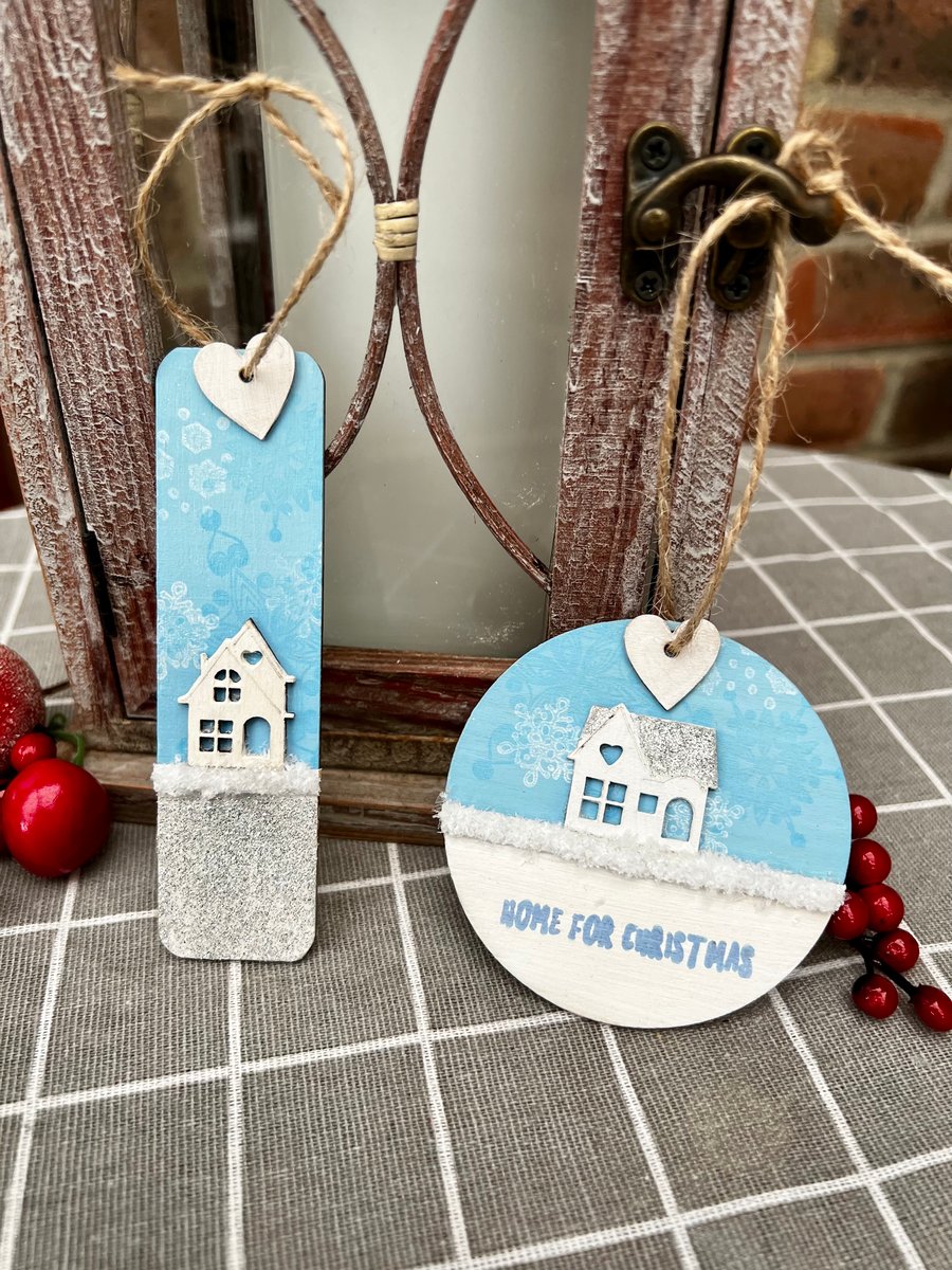 ‘Home for Christmas’ Wooden Decoration & Bookmark set
