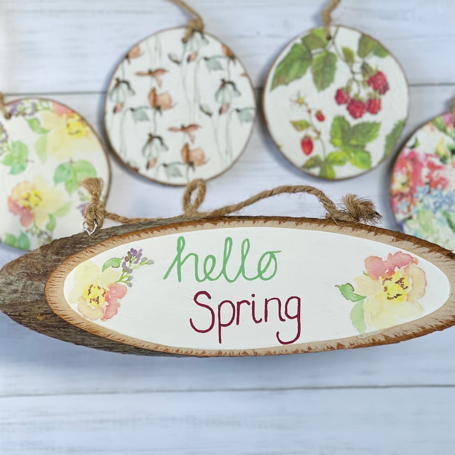 Hanging Spring log slice decoration