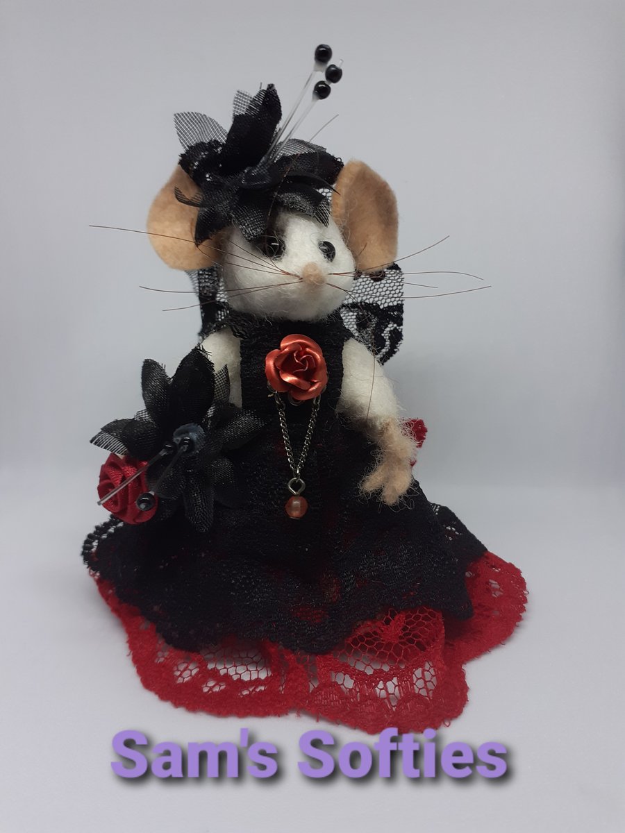 Needle felted Victorian style mouse