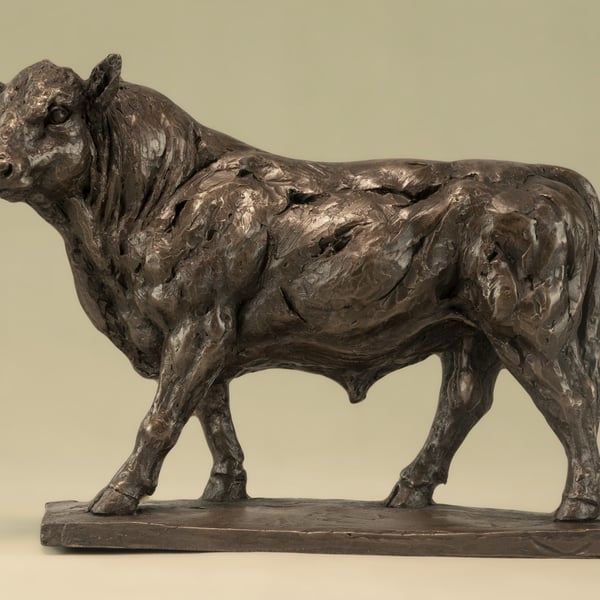 Walking Bull Animal Statue Small Bronze Ornament Bronze Resin Sculpture Bull