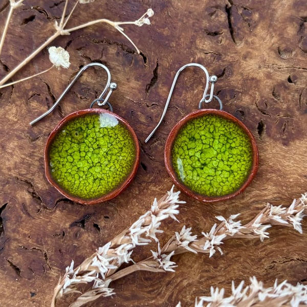 Handmade Ceramic Drop Earrings: Bright Emerald Green Glazed Clay, Hypoallergenic