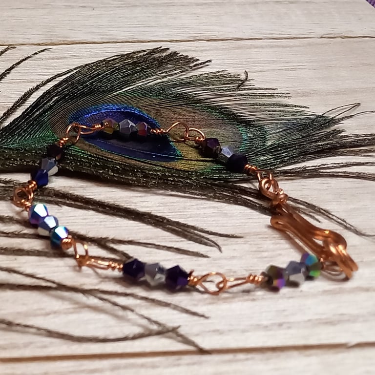 Twisted copper wire bracelet with glass beads