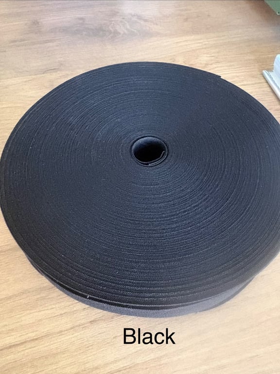 5 meters 1" (25mm) black cotton bias binding 