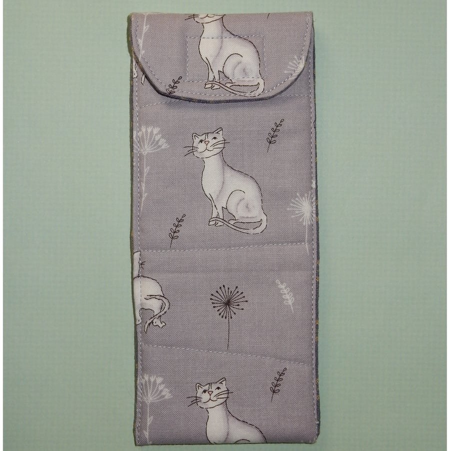 Glasses case - Elegant cats