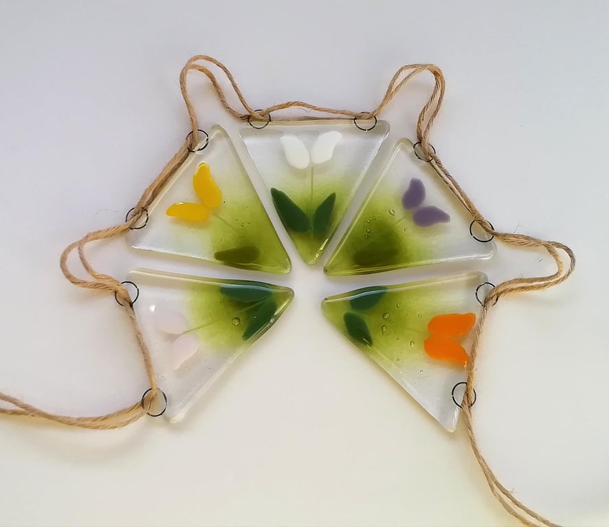 Fused Glass Tulip Bunting: Colorful Garden Patio Decoration