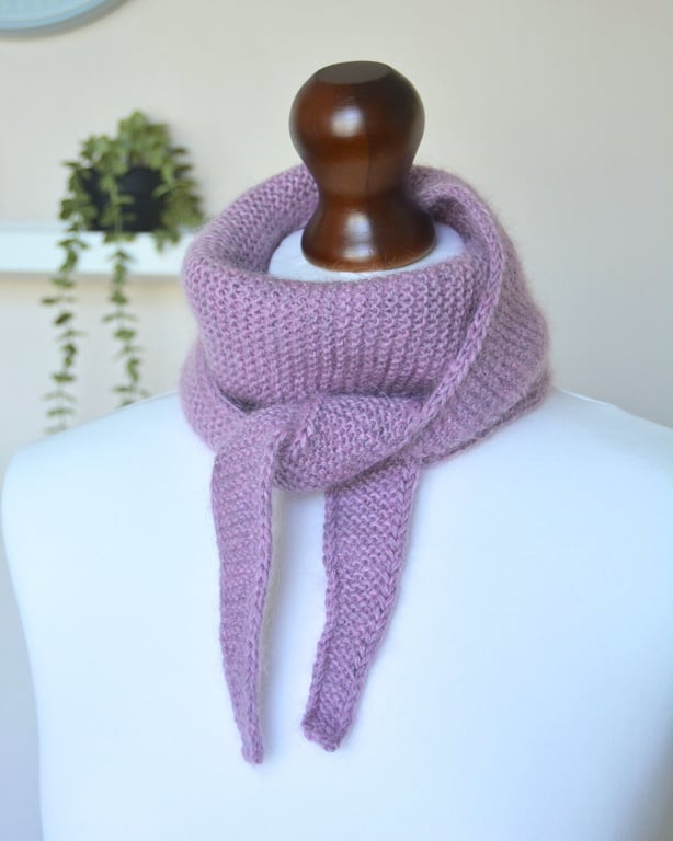 Knitted Scarf Small Triangle Scarflette Harmony Scarf Merino Silk Pinky Lilac