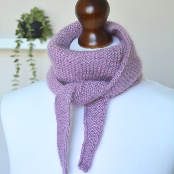 Knitted Scarf Small Triangle Scarflette Harmony Scarf Merino Silk Pinky Lilac