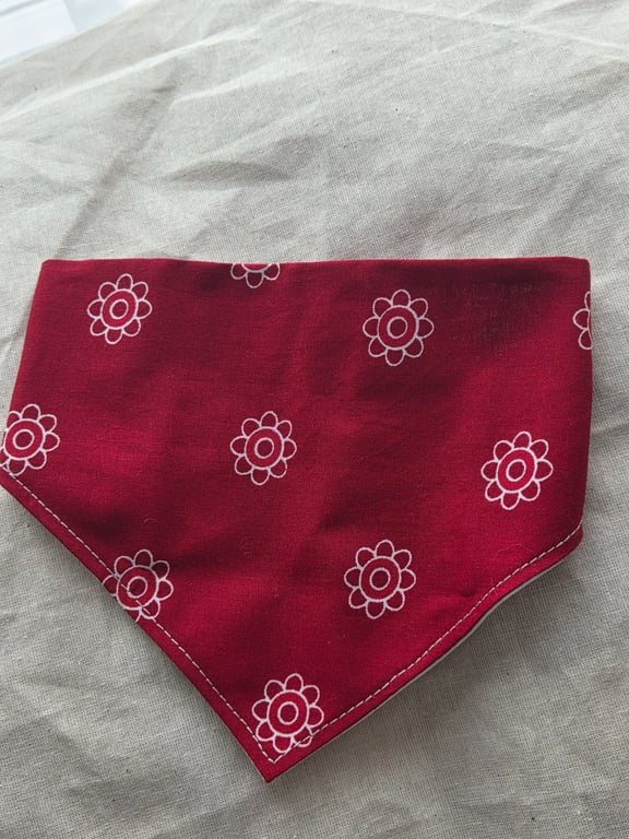 Elasticated slip-on Dog Bandana - Size M-L