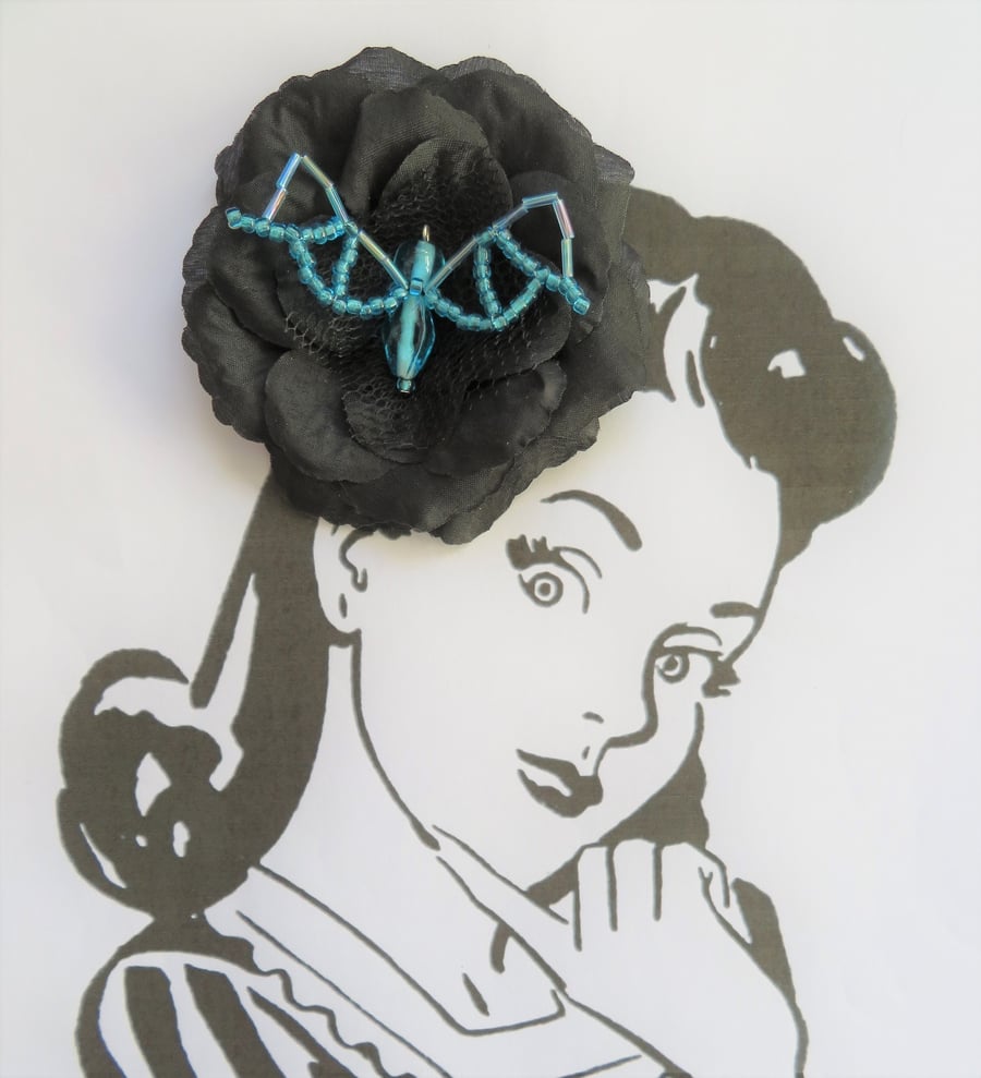 Black & Aqua Turquoise Blue Crystal Bat Gothic Halloween Brooch Hairclip Gift