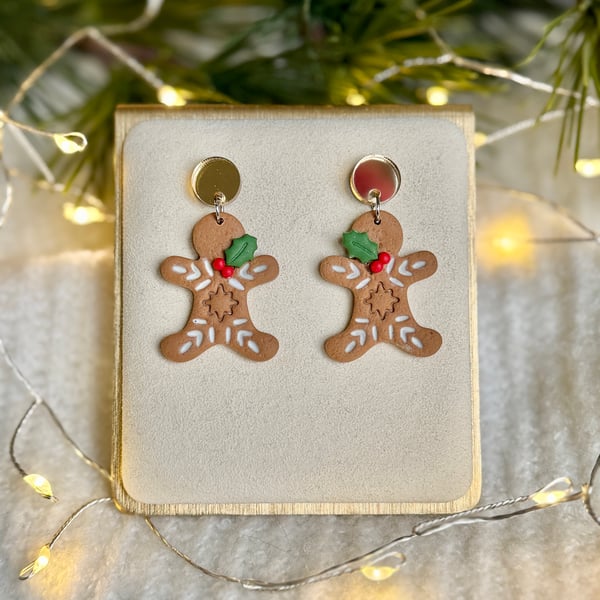 Gingerbread Men Polymer clay Earrings 