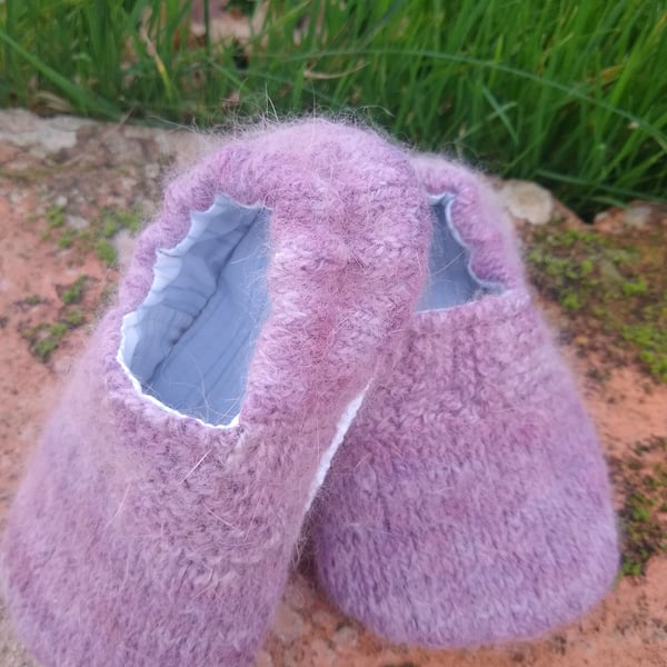 Childrens soft slippers UK kids Size 4