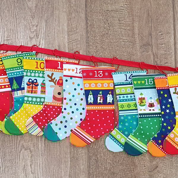 Advent Stocking Garland 