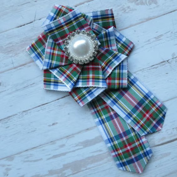 Dress Stewart Tartan Ruffle Rosette Pearl & Diamante Brooch Pin 