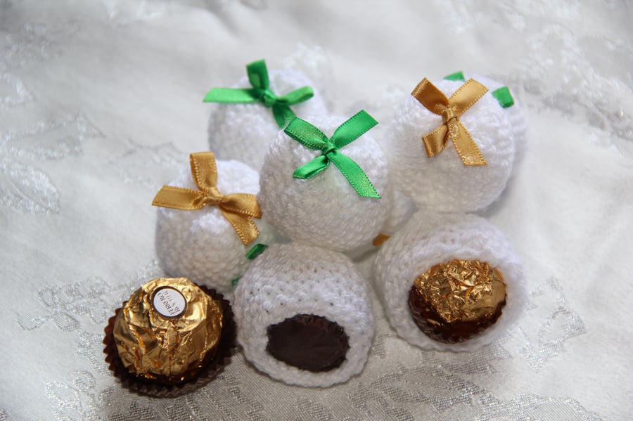 Hand Knitted Snowball Sweetie Holder