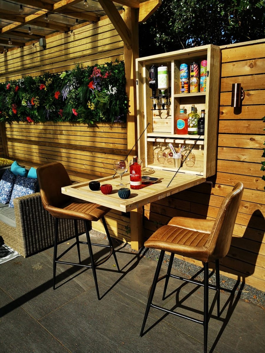 Small outdoor store bar set