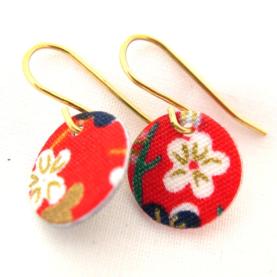 9ct gold Hardened Chinese Red Floral Fabric Disc Earrings