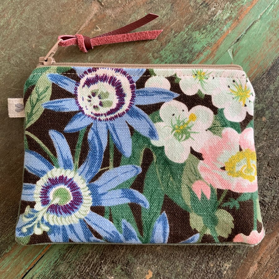 Vintage Belinda linen and velvet coin purse