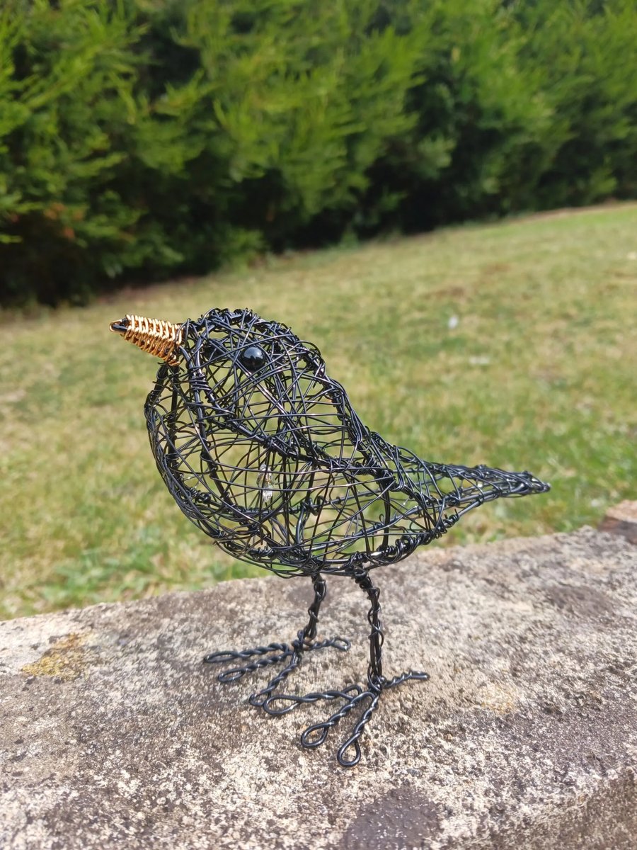 Freestanding Wire Blackbird Sculpture