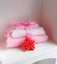 1:12 Scale Luxury Bathroom Set with Pink Towel Bale & Accessories - Image 2