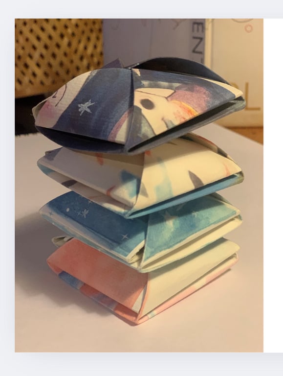 “Love birds” romantic pinwheel Victorian puzzle gift box