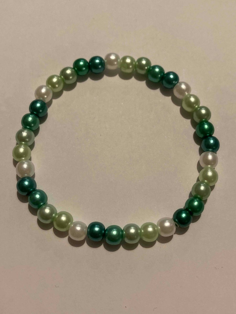 Green Pearl Bracelet