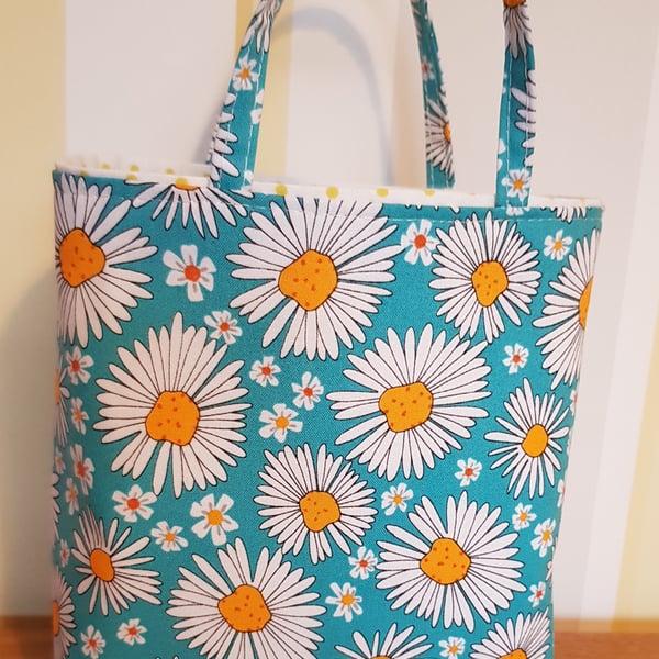 Gift bag: daisies 