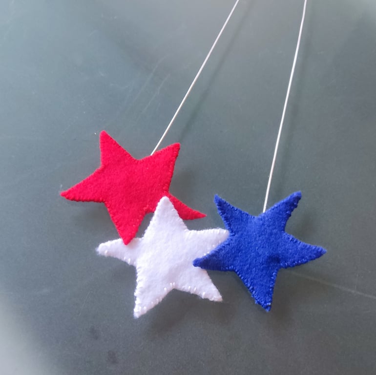 Handmade felt star necklace with removable stars 