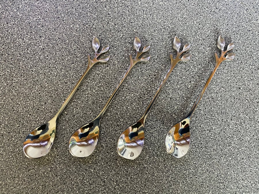 Vintage Leafy Spoons x 4