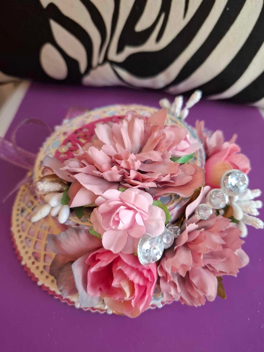 Hand Crafted Decoupage & Collage Easel Hat Card For All Occasions Free P&P