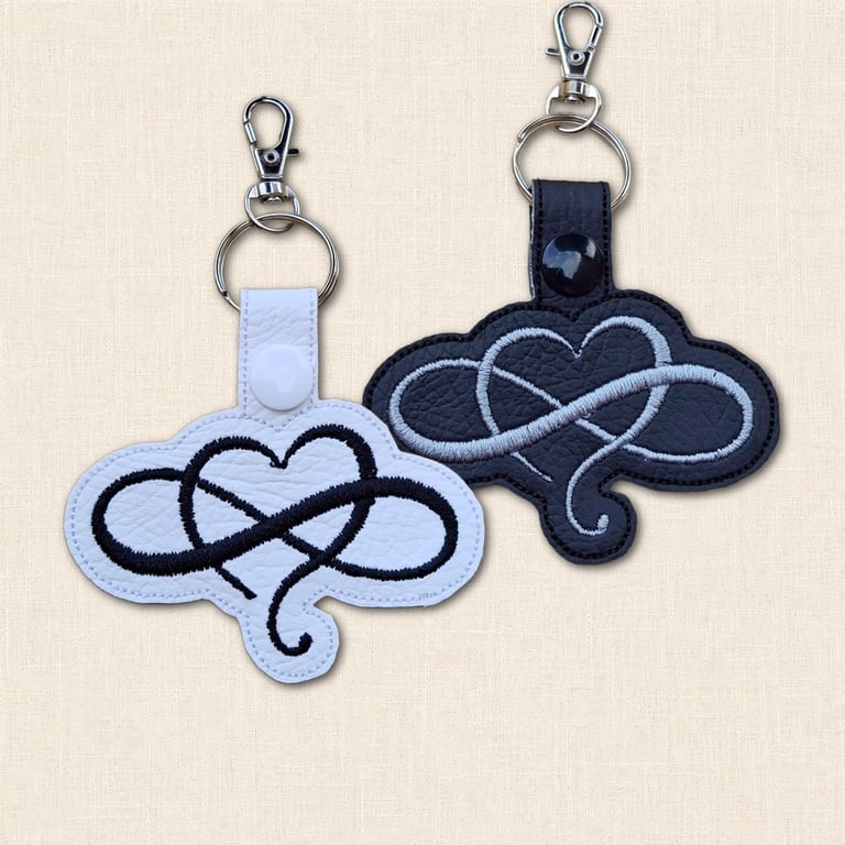 Infinity Heart Keyring - Embroidered Love Bag Charm