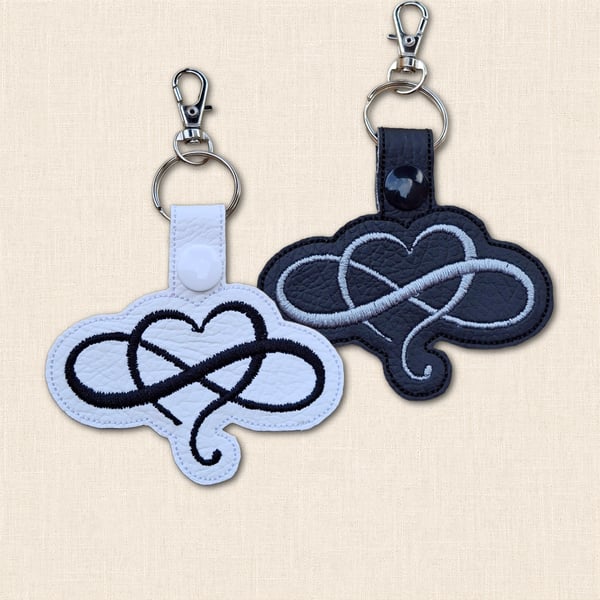 Infinity Heart Keyring - Embroidered Love Bag Charm