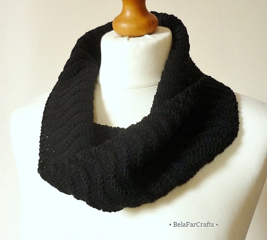 Black merino wool cowl - Mother's Day gift - Wool wedding anniversary