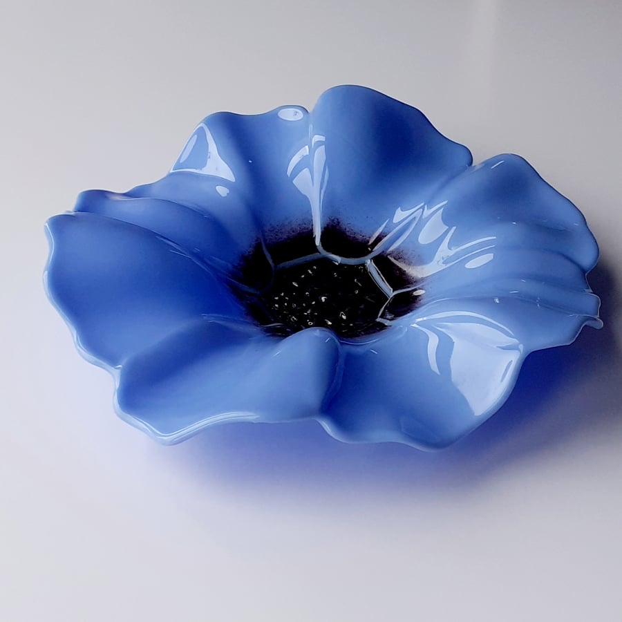 Fused glass decorative floral display dish, blue