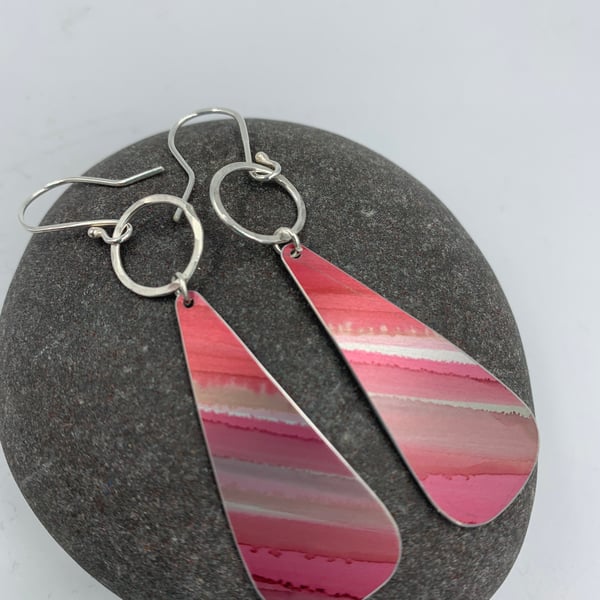 Red and beige striped drop earrings with silver ring