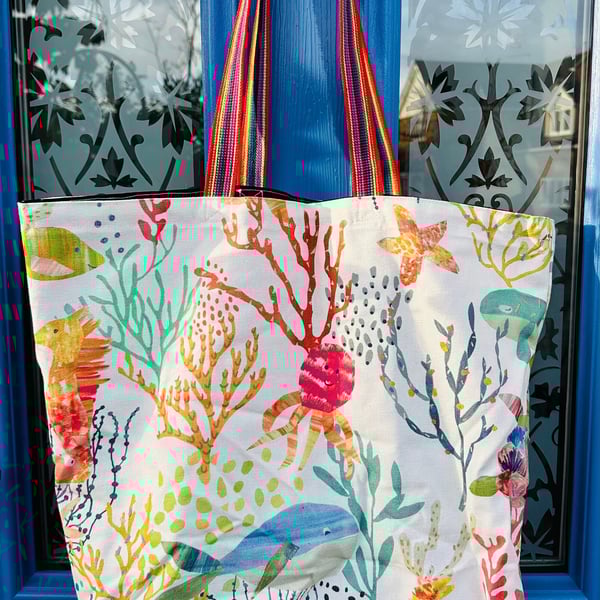 Large tote bag with webbing handles