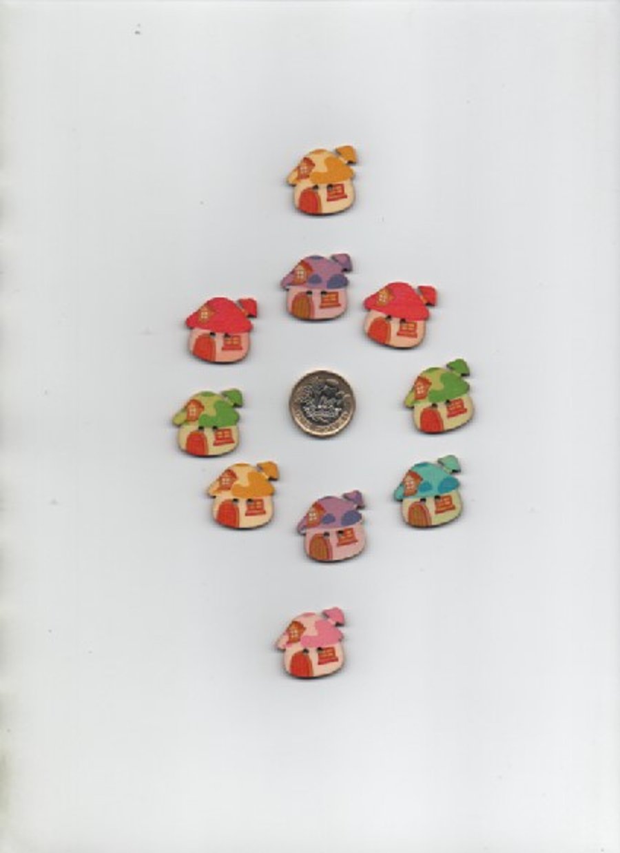 Pack of 10 assorted cute painted wooden TOADSTOOL COTTAGE buttons CLEARANCE